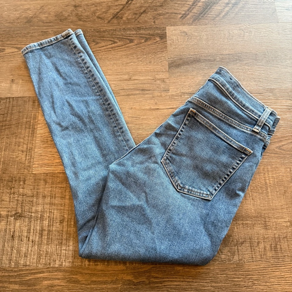 GAP Women's Blue Distressed Skinny Jeans - Picture 6 of 6